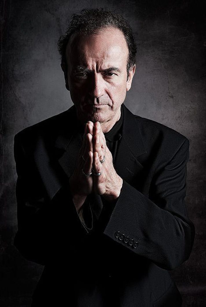 Hugh Cornwell spilaði hér árið 1978 þegar pönk var nýyrði.