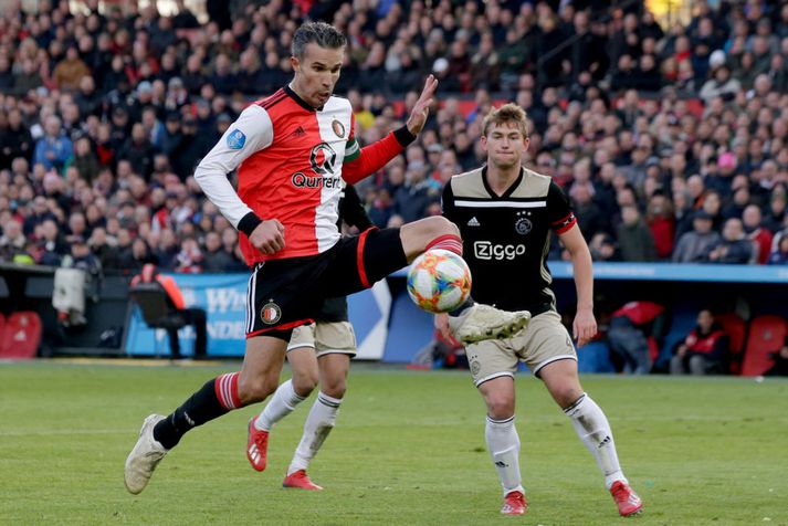 Van Persie fór illa með Matthjis De Ligt og félaga