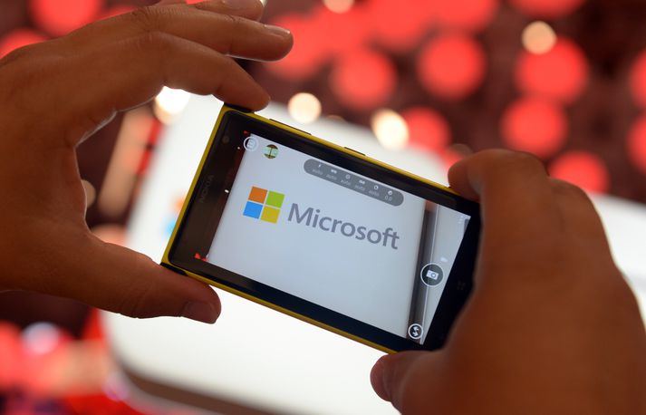 Nokia 1020 sími sem keyrir á Windows 8 stýrikerfinu frá MIcrosoft.