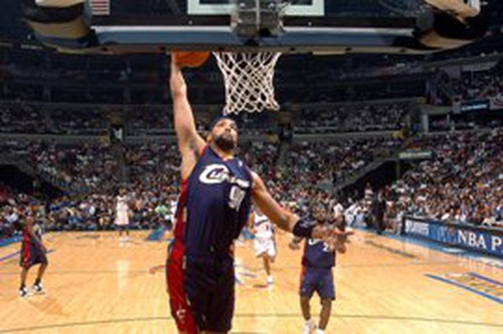 Drew Gooden verður áfram hjá Cleveland