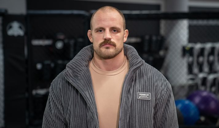 Gunnar Nelson mætir Kevin Holland á bardagakvöldi UFC í London þann 22.mars næstkomandi.