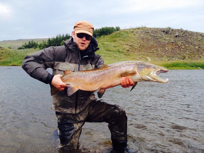 Hrannar Pétursson með 95 sm lax í Laxá í Dölum