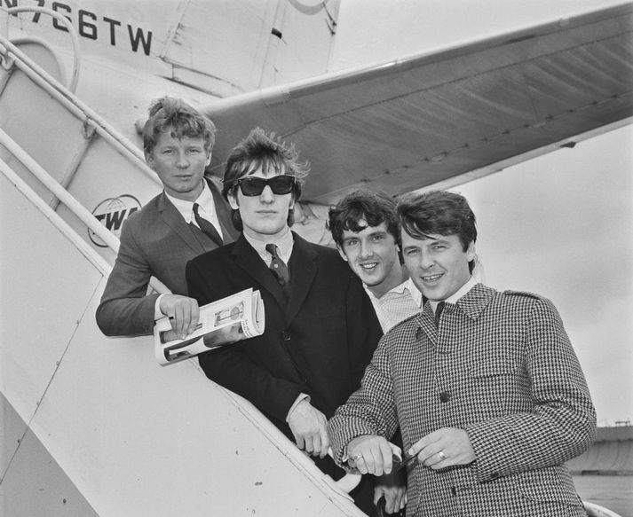 Meðlimir The Searchers hafa verið nokkuð margir í gegnum tíðina, en á þessari mynd frá 1965. Má sjá John McNally, Chris Curtis, Frank Allen og Mike Pender.