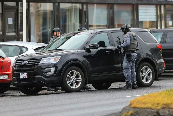 Sérsveitarmaður á Ford Explorer ók manninn út af veginum. Myndin er úr safni.