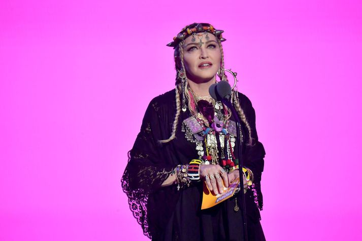 Tónlistarkonan Madonna er afar ósátt við forsíðuviðtal New York Times og segir það vera kvenfjandsamlegt.