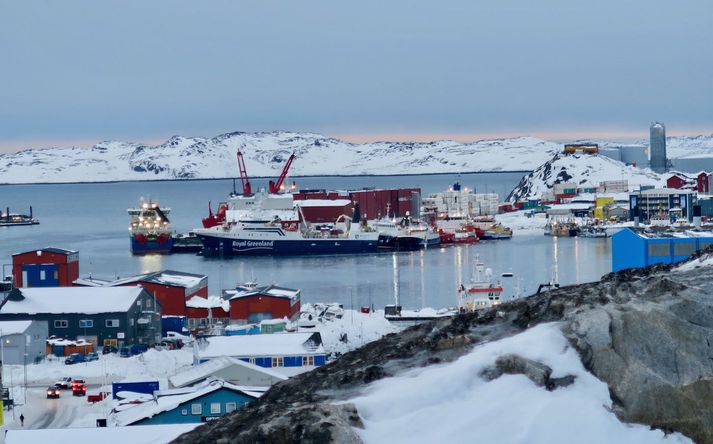 Séð yfir höfnina í Nuuk.