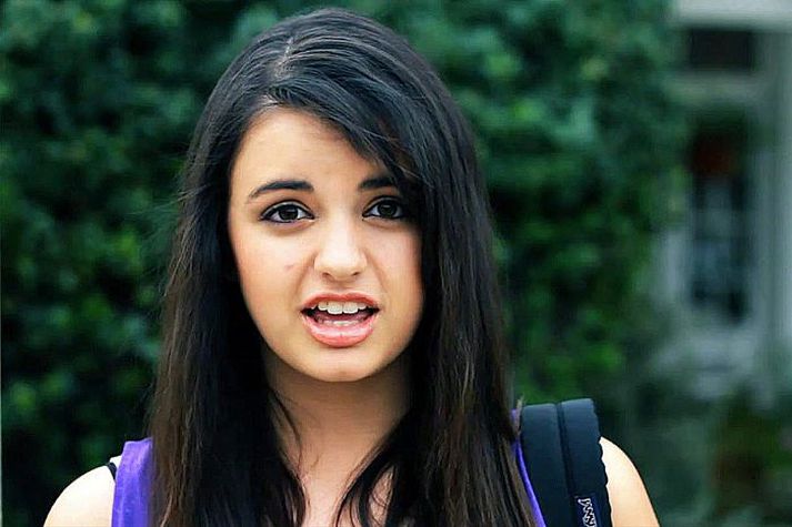 líflátshótanir Rebecca Black hefur fengið tvær líflátshótanir vegna lagsins Friday.