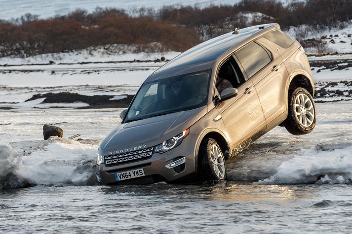 Land Rover á hálum ís!