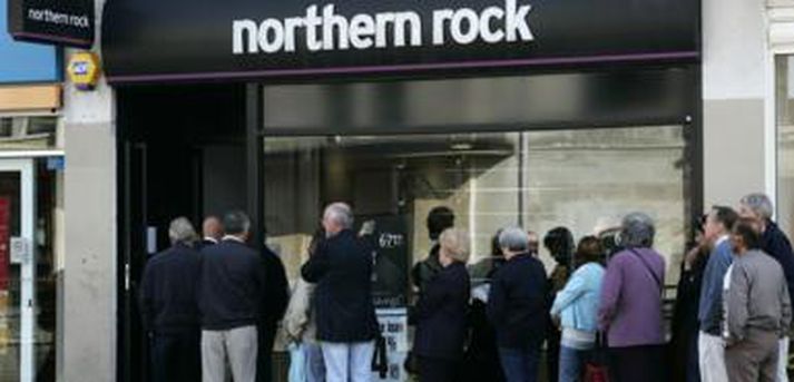 Sparifjáreigendur gerðu áhlaup á Northern Rock á síðasta ári.