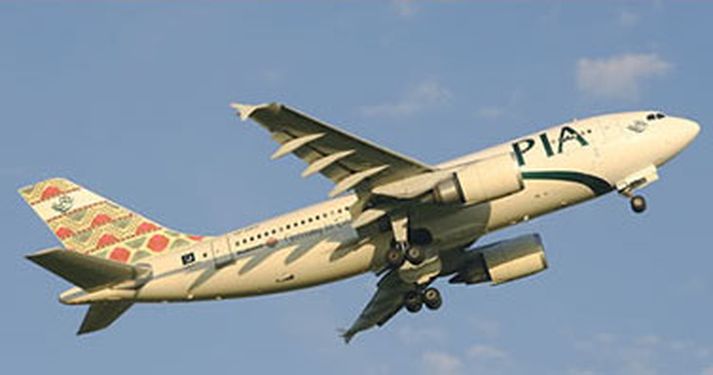 Fjörutíu og tvær vélar Pakistan International Airlines, fá ekki að fljúga til Evrópu.