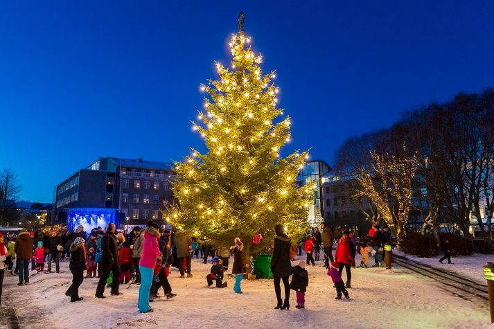 Tendrað verður á Oslóartrénu kl 16 í dag