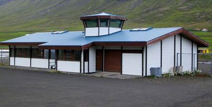 Dapurlegt segir bæjarstjórinn um sölu á flugstöðinni á Patreksfjarðarflugvelli.