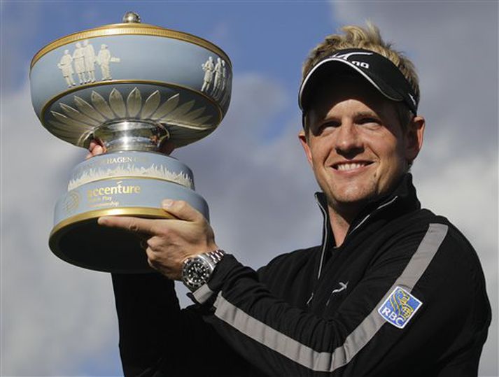 Luke Donald sigraði á heimsmótinu í holukeppni sem lauk í gær í Arizona í Bandaríkjunum en enski kylfingurinn hafði betur gegn Þjóðverjanum Martin Kaymer í úrslitaleiknum 3/2.