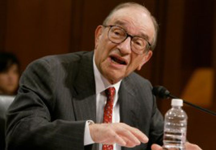 Alan Greenspan að störfum árið 2004.