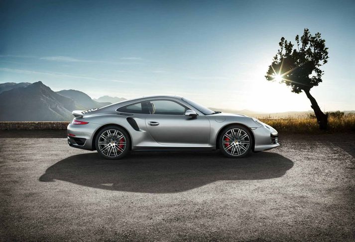 Verður Porsche 911 Turbo S leystur af hólmi af 730 hestafla tvinnútgáfu?