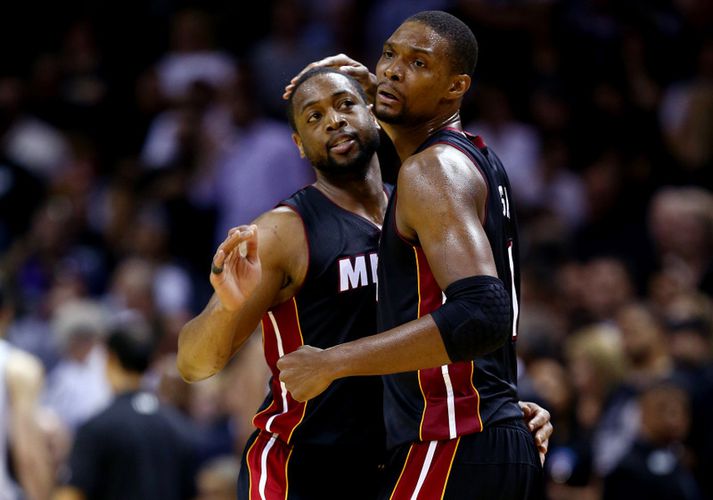 Dwyane Wade og Chris Bosh spila áfram saman á næsta tímabili.