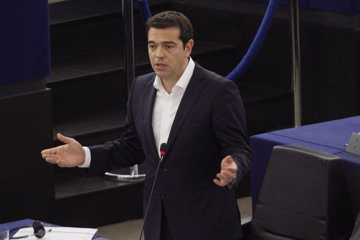 Slexis Tsipras lofaði Evrópusambandinu að koma með þær tillögur sem af honum er krafist á fimmtudaginn.