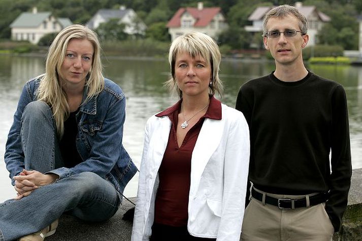 sýna stuðning Frá vinstri eru þau Díana Ósk, Signý og Þorlákur sem öll hafa leitað stuðnings til Foreldrahúss. Þau hvetja foreldra til að gefa börnum og unglingum skýr skilaboð.
