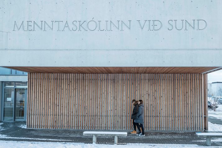 Framhaldsskólakennarar við Menntaskólann við Sund eru meðal þeirra sem samþykktu samninginn.