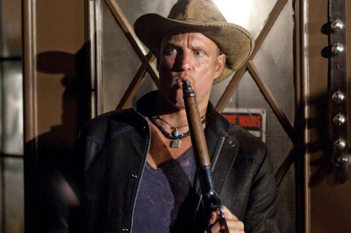 Woody Harrelson kann greinilega vel við hasarinn en hér er hann í Zombieland.