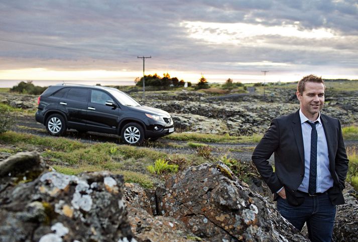 Jón Trausti Ólafsson, framkvæmdastjóri Öskju og formaður Bílgreinasambandssins, segir lúxusbílasölu vera að aukast jafnt og þétt.