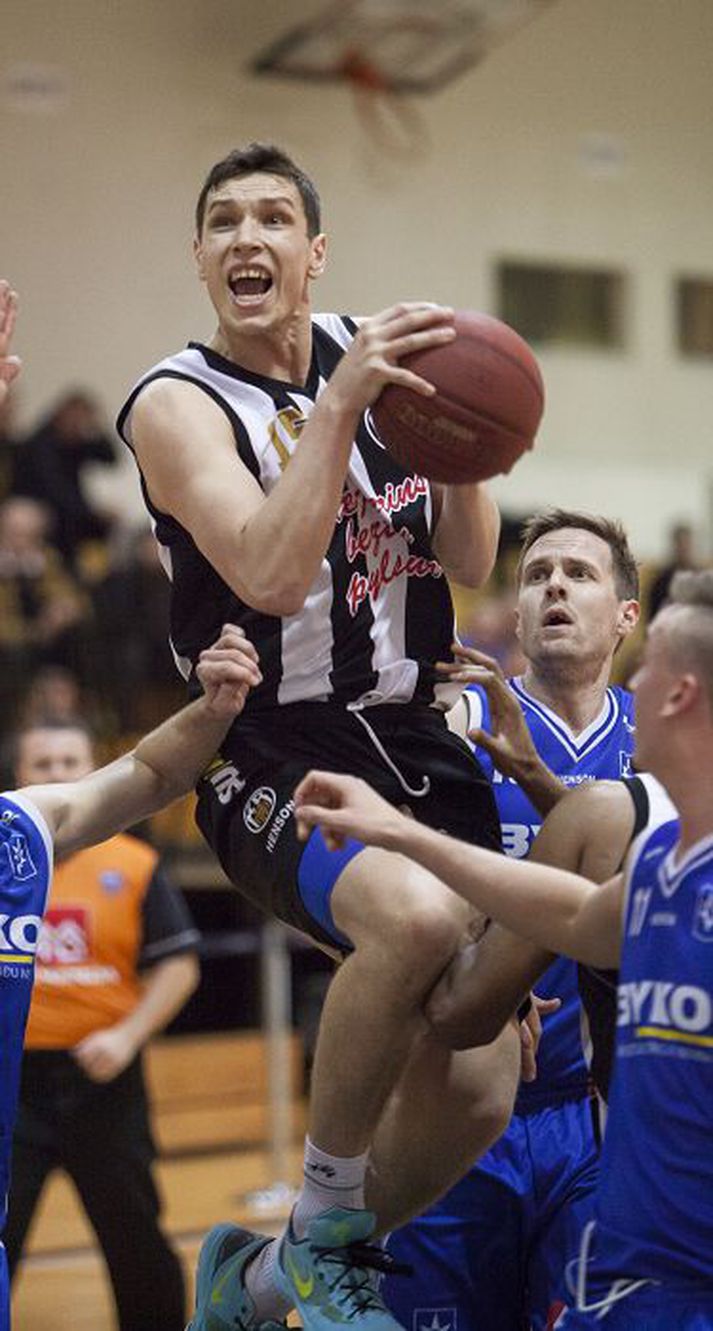 Pavel Ermonlinskij er með þrennu að meðaltali í vetur en var langt frá þennu (2 fráköst og 4 stoðsendingar) í tapinu fyrir Grindavík í fyrsta leik eftir áramót í fyrra.