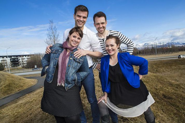 Sigríður Eyrún Friðriksdóttir, Bjarni Snæbjörnsson, Margrét Eir og Orri Huginn Ágústsson syngja þekkt söngleikjalög í Salnum á föstudag.