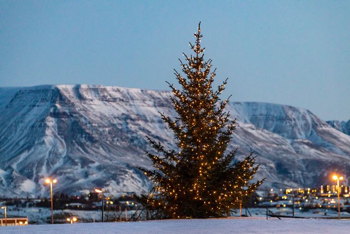 Sunnan lands eru rauð eða hvít jól þetta spurningamerki ef marka má hugleiðingar veðurfræðings á vef Veðurstofu Íslands.