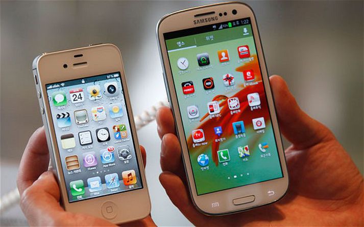 iPhone 4S og Samsung Galaxy S III.