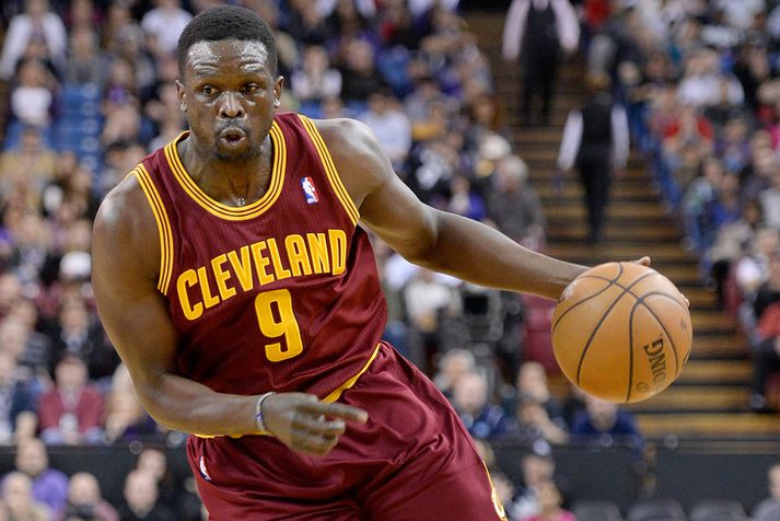 Luol Deng var flottur í nótt hjá Cleveland.