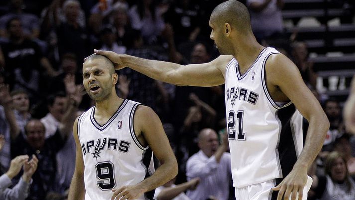 Tony Parker og Tim Duncan.