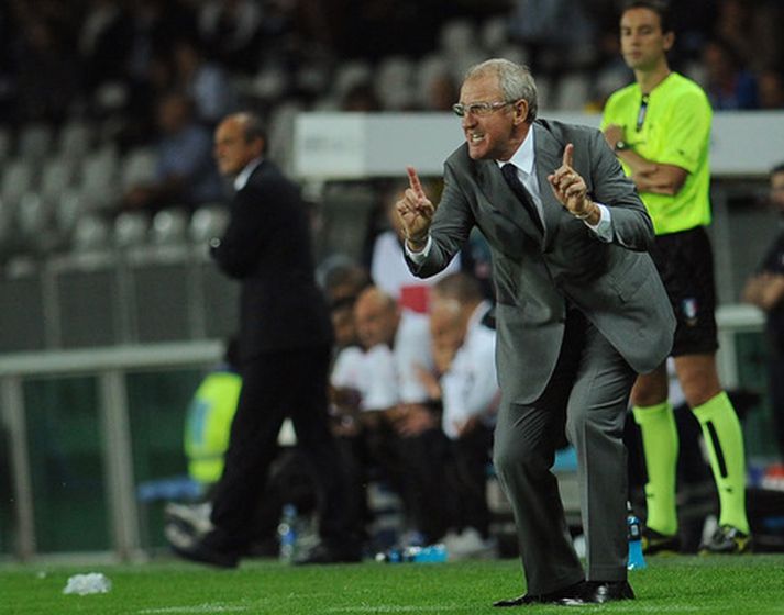 Luigi Del Neri stýrir liði Juventus í gær.