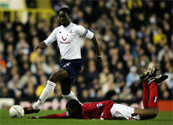 Ledley King er meiddur á hné