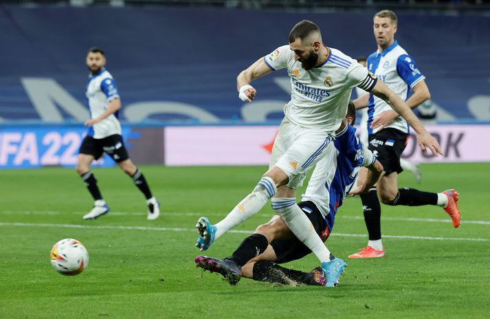 Karim Benzema að skora þriðja mark Real Madrid