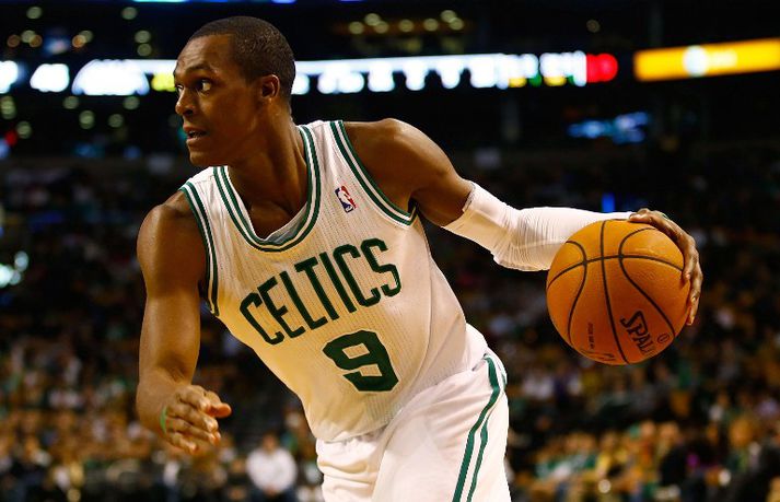 Rajon Rondo jafnaði sinn mesta fjölda stoðsendinga í einum leik á tímabilinu í nótt.