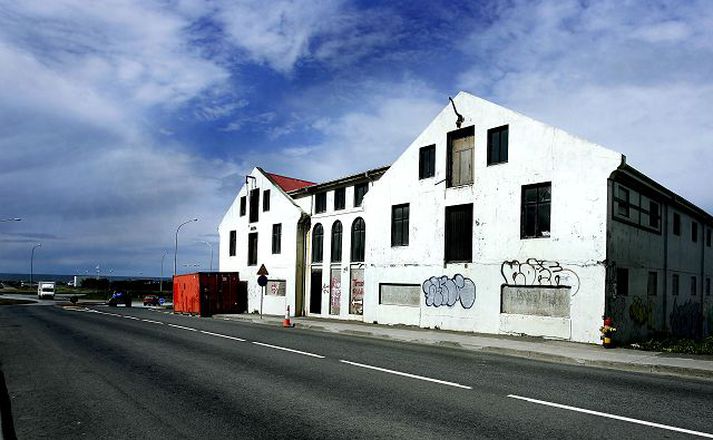 alliance-húsið Hefur nú fengið nýtt hlutverk en þar verður opnuð verslun á morgun.