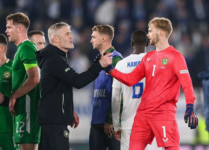 Guðmundur Hreiðarsson starfar sem markmannsþjálfari írska karlalandsliðsins í fótbolta en þar er Caoimhin Kelleher, markmaður Liverpool landsliðsmarkmaður. Sá hefur verið að gera sig gildandi með Liverpool undanfarnar vikur.