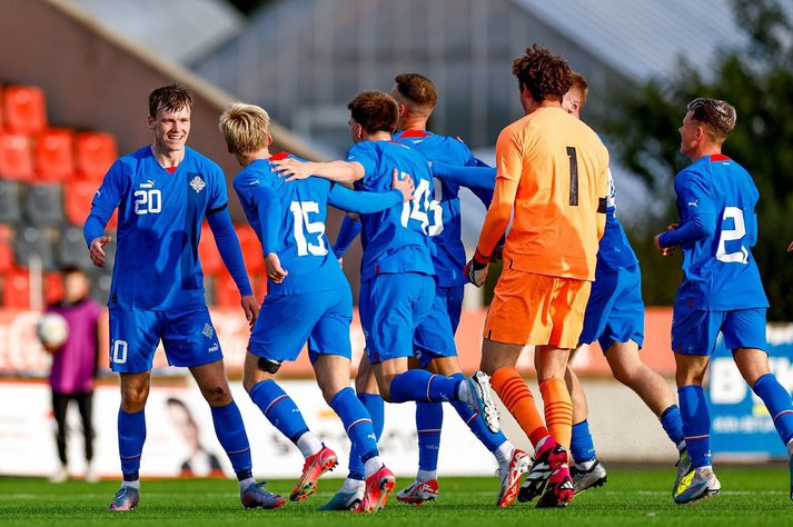 Ungu strákarnir okkar verða í beinni á Stöð 2 Sport.