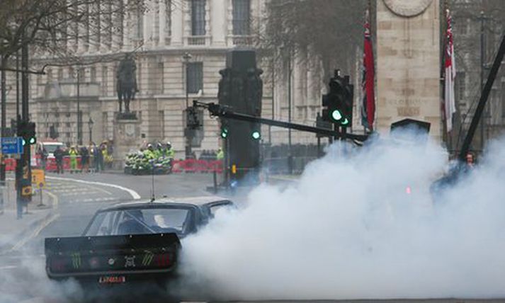 Ken Block spólar í London við litla hrifningu sumra.