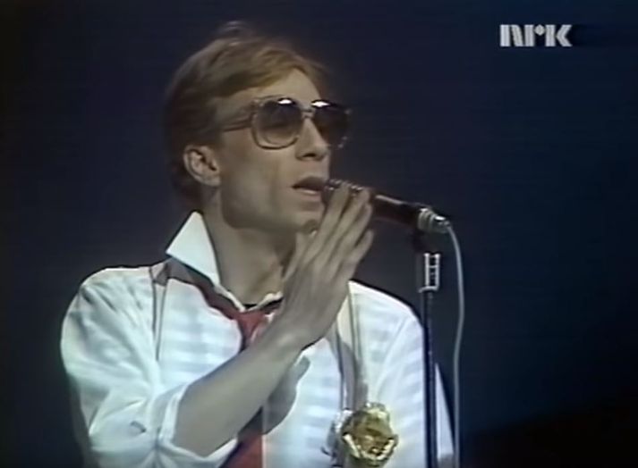 Jahn Teigen í lokakeppni Eurovision árið 1978 þar sem hann flutti lagið Mil eftir mil.