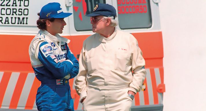 Sid Watkins ræðir við Ayrton Senna, helgina örlagaríku á Ítalíu 1994.