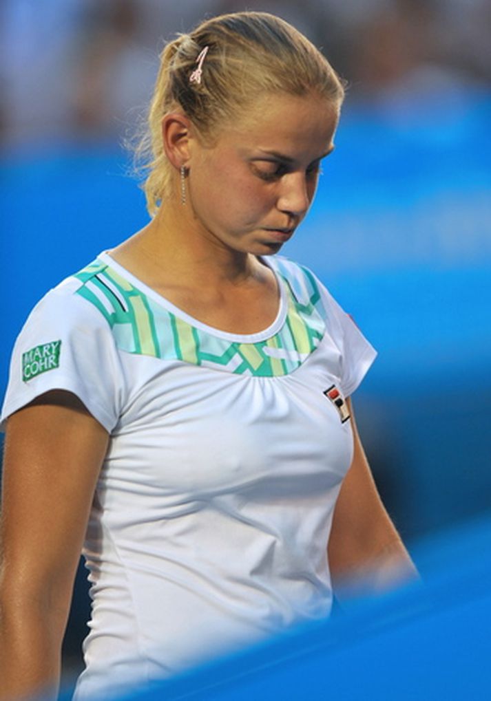 Jelena Dokic var vel studd af áhorfendum í morgun.