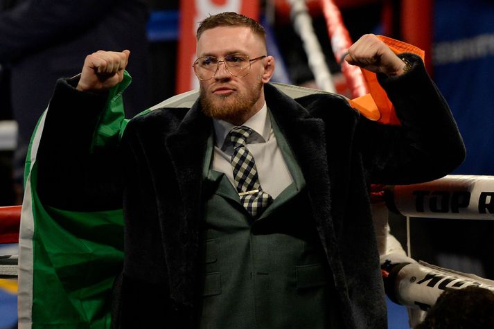 Við höfum mikið séð mikið af Conor McGregor í borgaralegum klæðum síðustu ár en nú gætum við loksins séð hann aftur í keppnisgallanum á þessu ári.