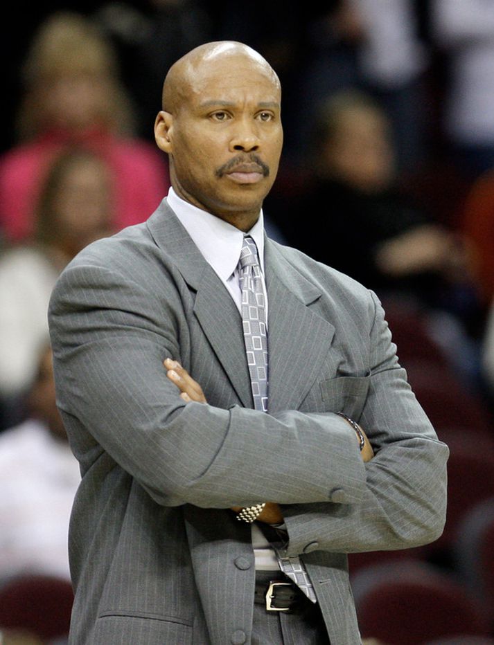 Byron Scott fyrrum leikmaður LA Lakers er þjálfari Cleveland.