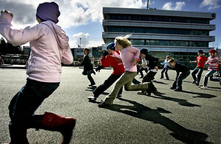 Frímínútur Skóli í Bandaríkjunum hefur nú bannað eltingaleiki.
