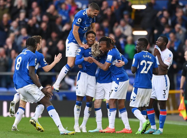 Leikmenn Everton léku á als oddi gegn Crystal Palace í dag. 