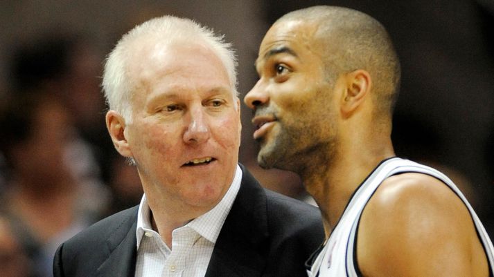 Tony Parker og Gregg Popovich.