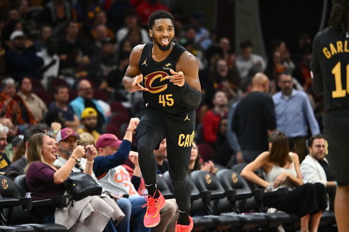 Donovan Mitchell og félagar í Cleveland Cavaliers hafa verið óstöðvandi í upphafi NBA tímabilsins.