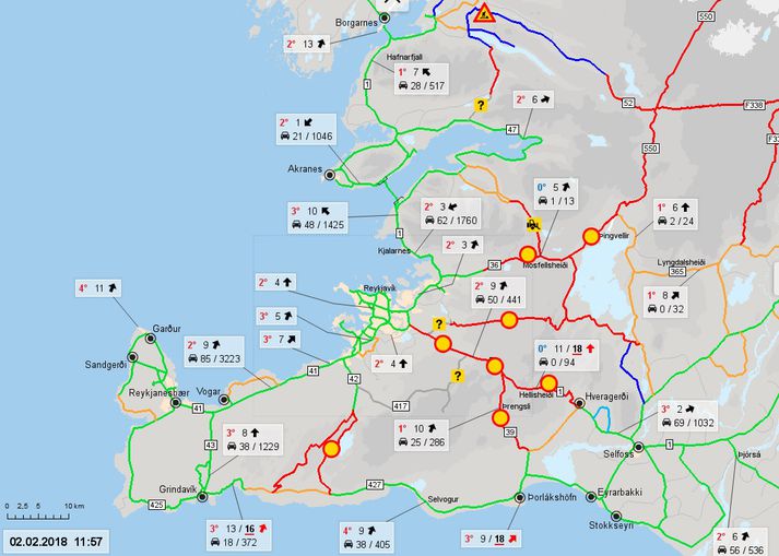 Fjöldi vega á suðvesturhorni landsins eru lokaðir.