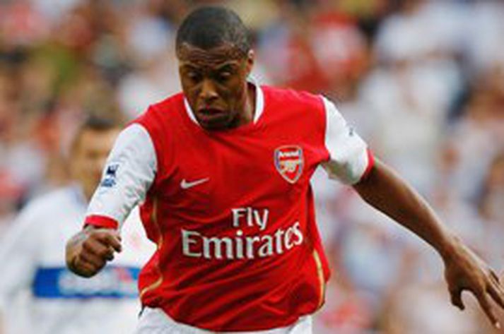 Julio Baptista verður ekki með Arsenal um helgina